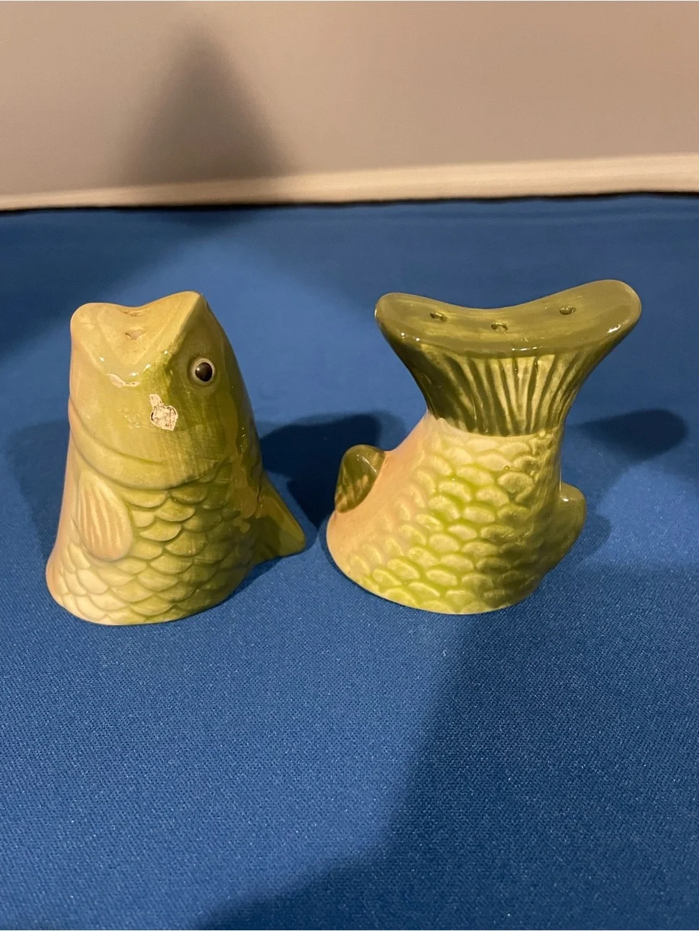 Antique Ceramic Fish Salt and Pepper Shakers - Decorative Pet Fish Tableware